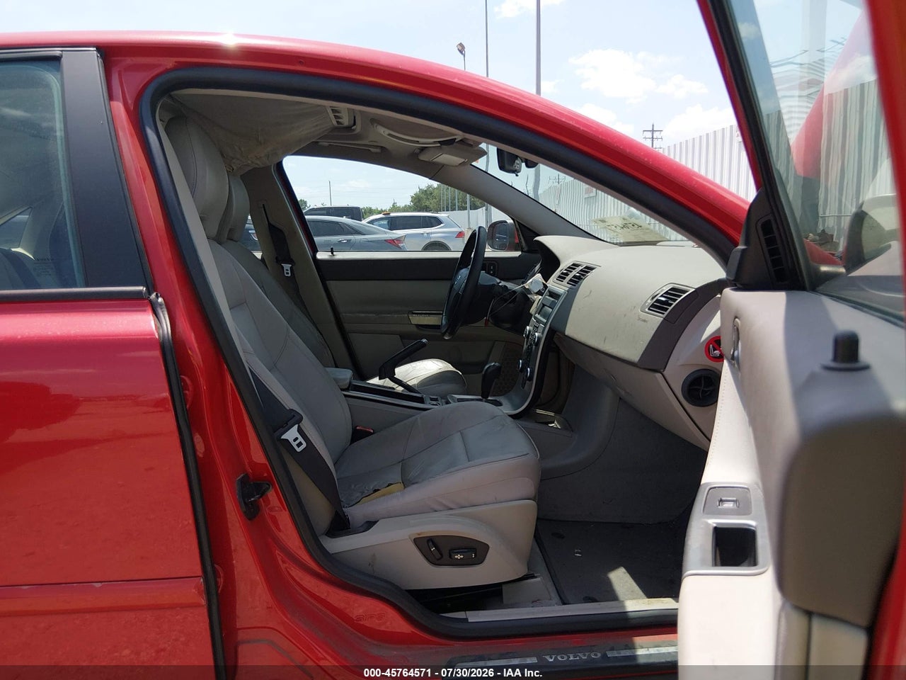 2010 VOLVO S40 2.4I · 5/11