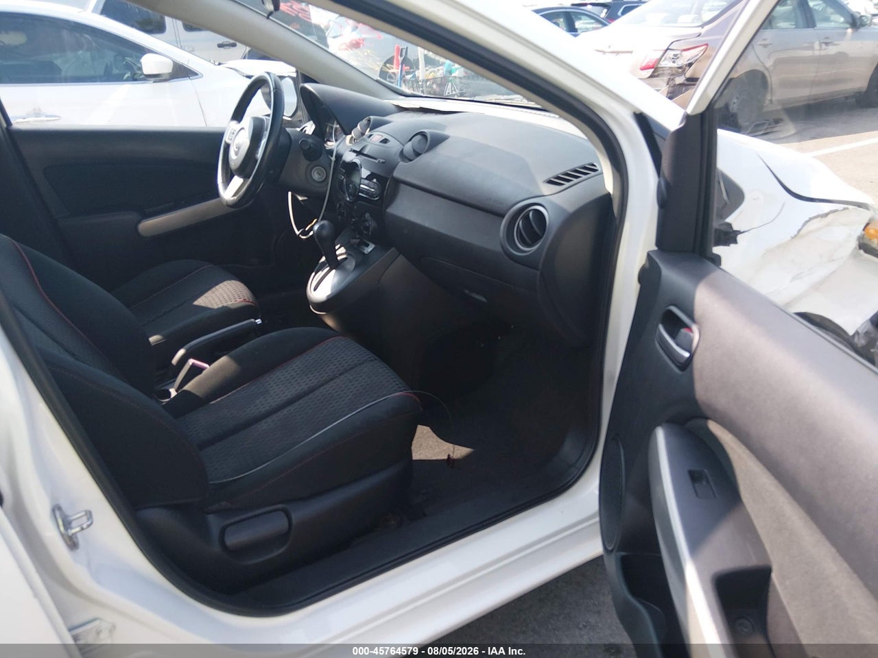 2014 MAZDA MAZDA2 TOURING · 5/11