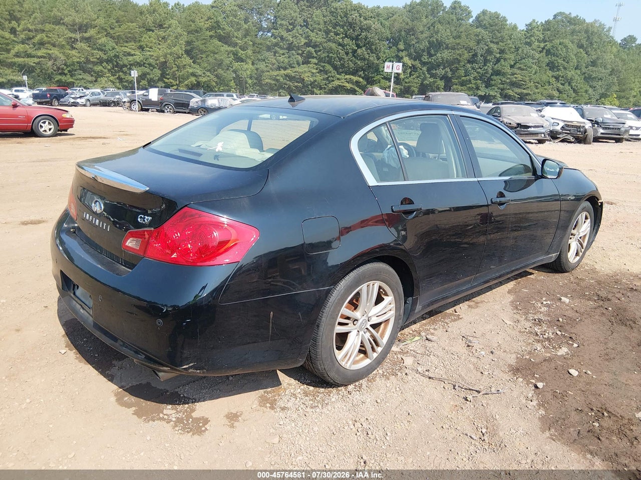 2013 INFINITI G37 JOURNEY · 4/11