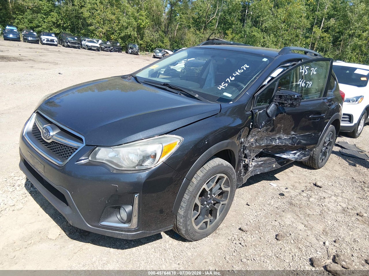 2017 SUBARU CROSSTREK 2.0I PREMIUM · 2/8
