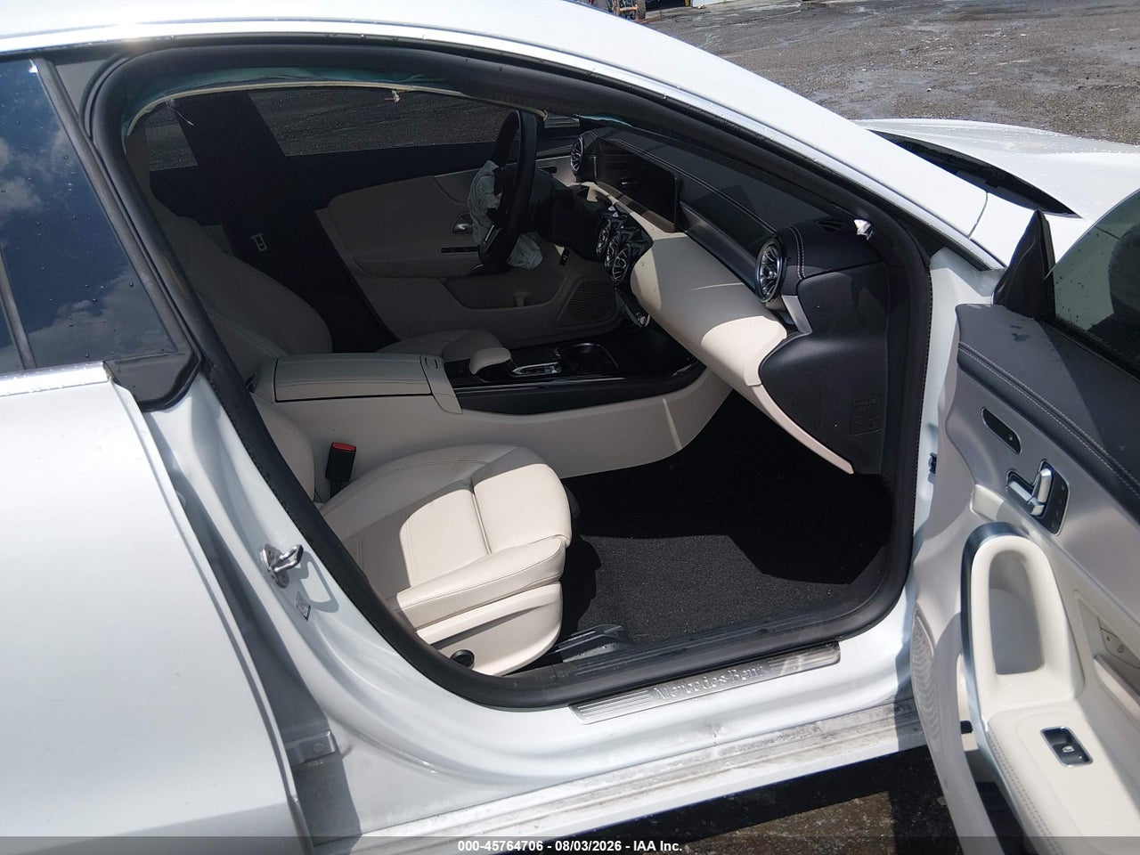 2020 MERCEDES-BENZ CLA 250 4MATIC · 5/10