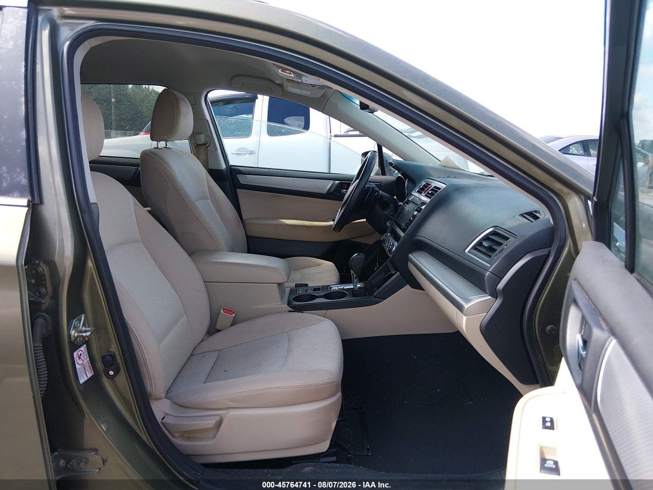 2017 SUBARU OUTBACK 2.5I PREMIUM · 5/11