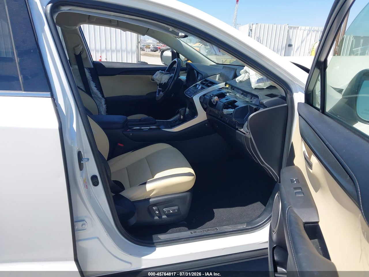 JTJYARBZ1G2****** · 2016 LEXUS NX 200T · 5/11