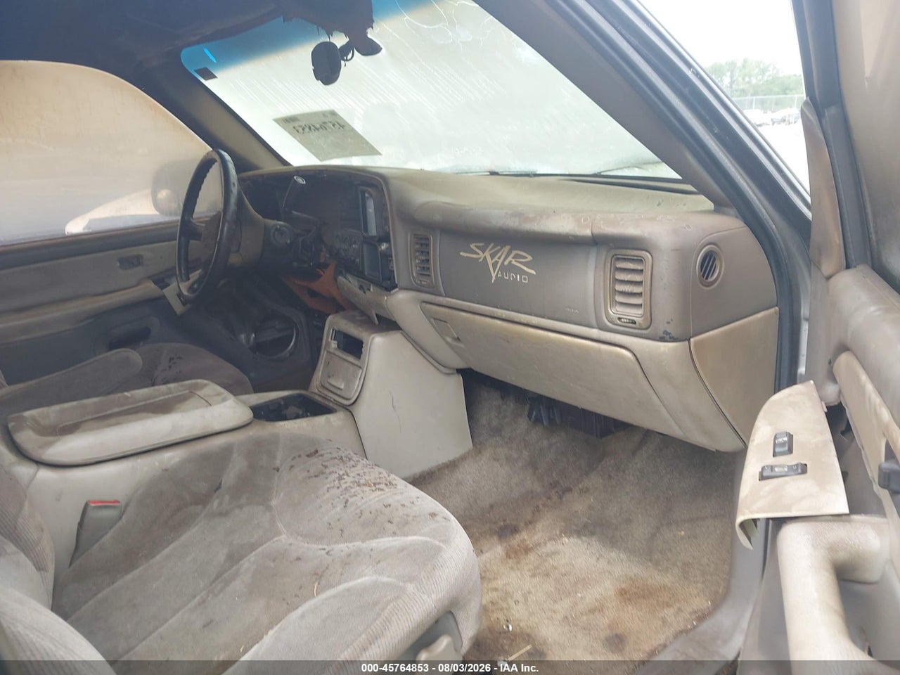 2001 GMC YUKON SLE · 5/11