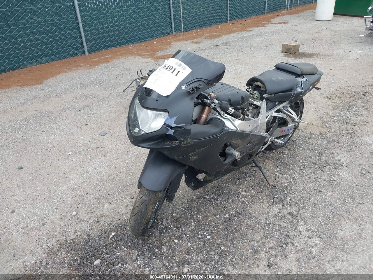 2002 SUZUKI GSX-R1000 · 2/10