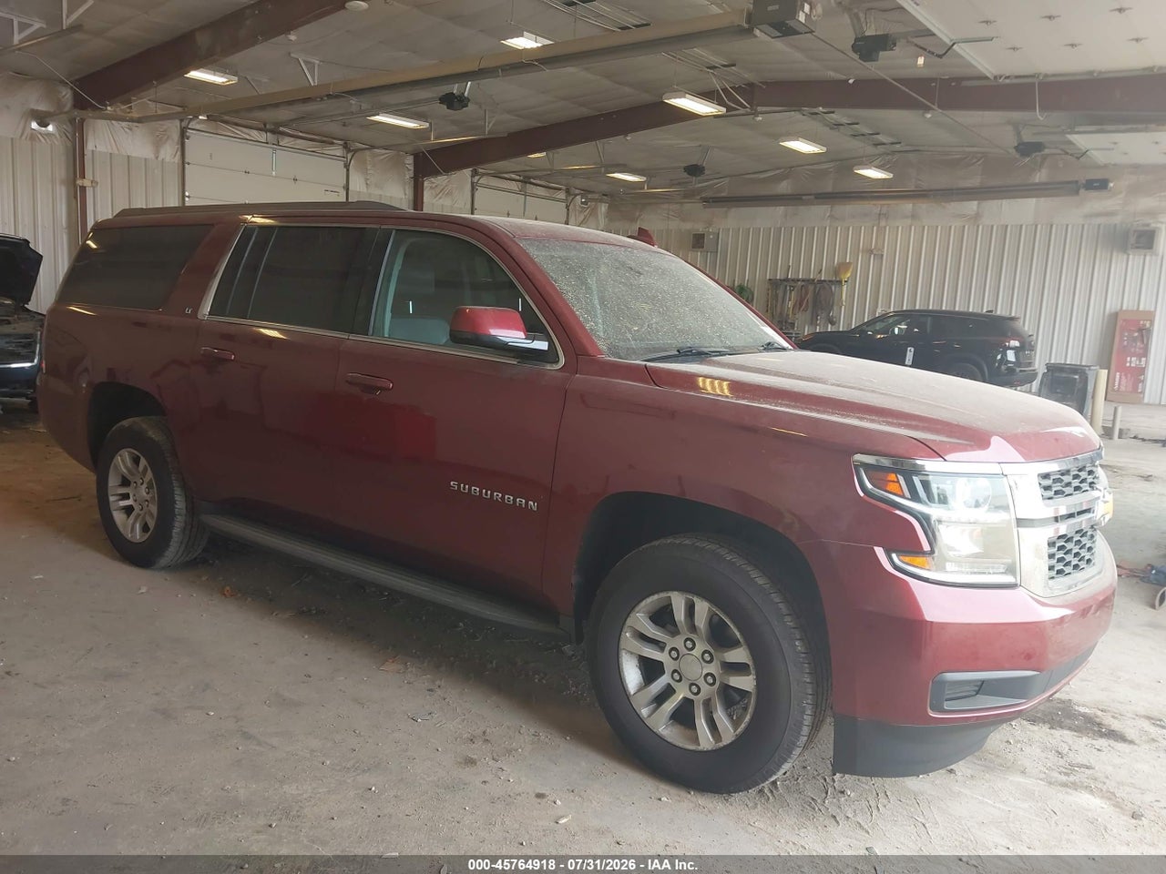 1GNSKHKC9HR****** · 2017 CHEVROLET SUBURBAN LT