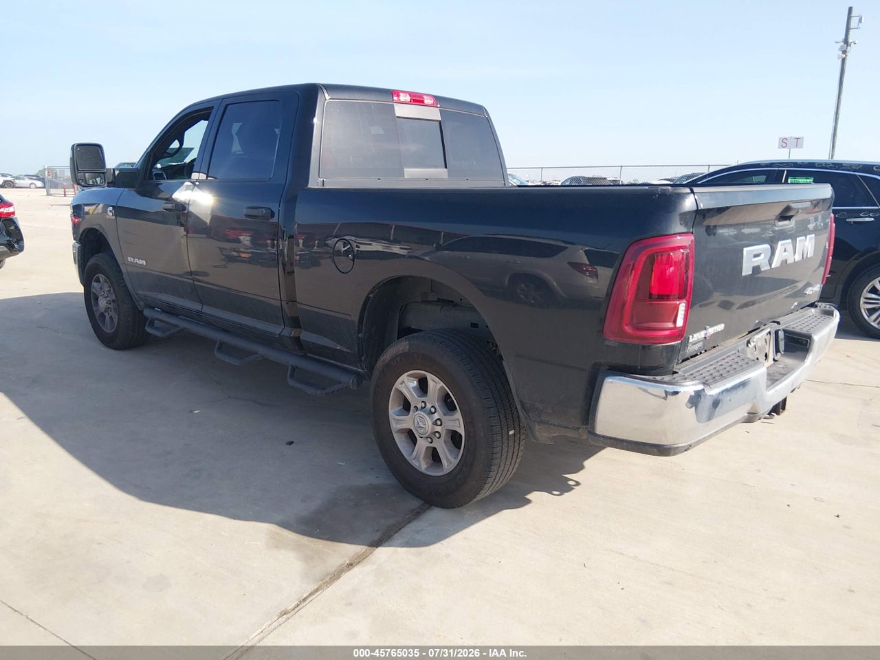 2025 RAM 2500   · 3/11