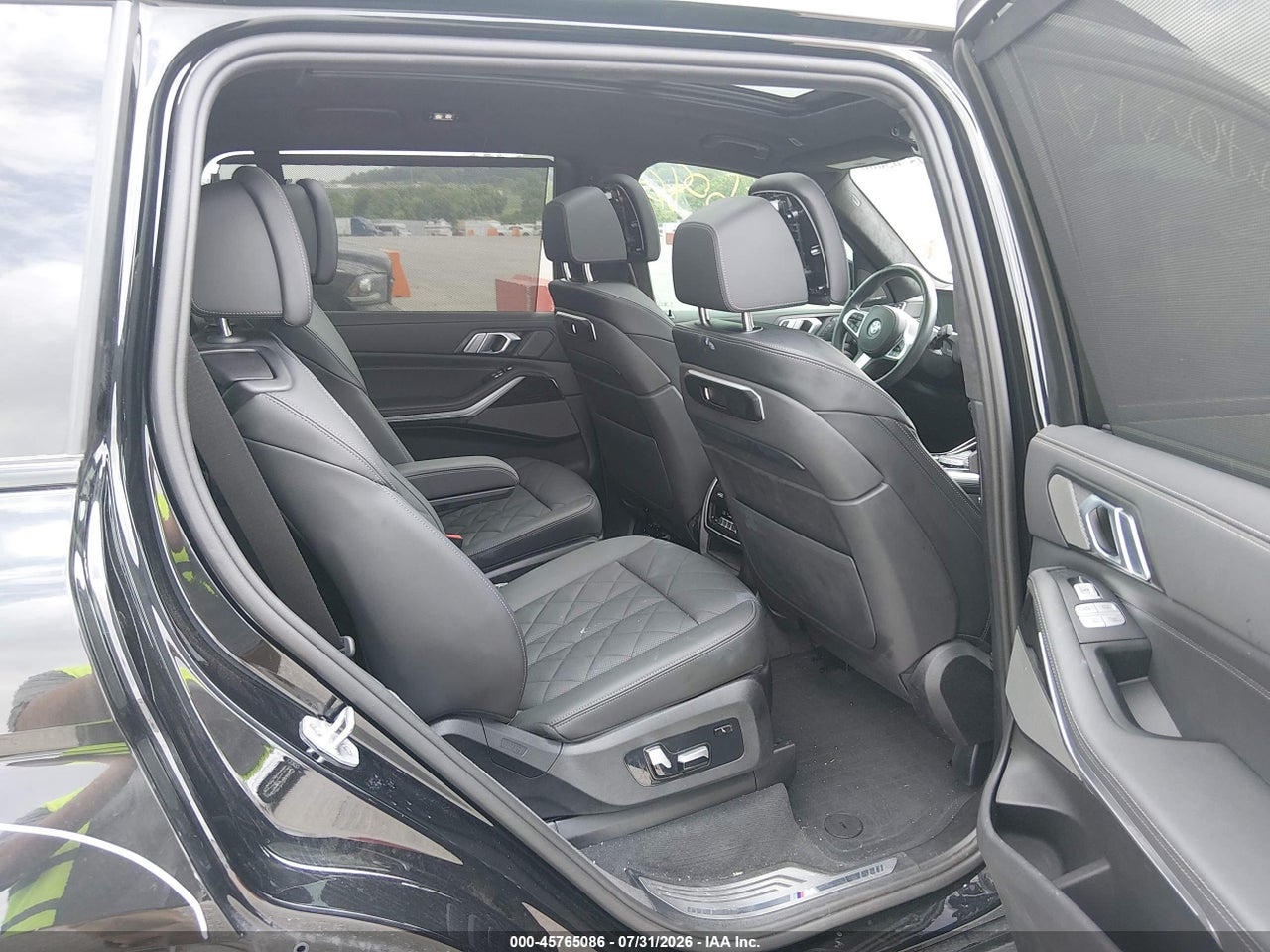 5UX23EM02S9****** · 2025 BMW X7 XDRIVE40I · 8/11