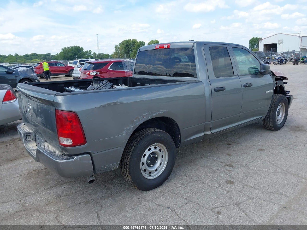 2010 DODGE RAM 1500 ST · 4/11