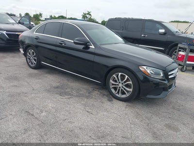 55SWF4JBXHU****** · 2017 MERCEDES-BENZ C 300