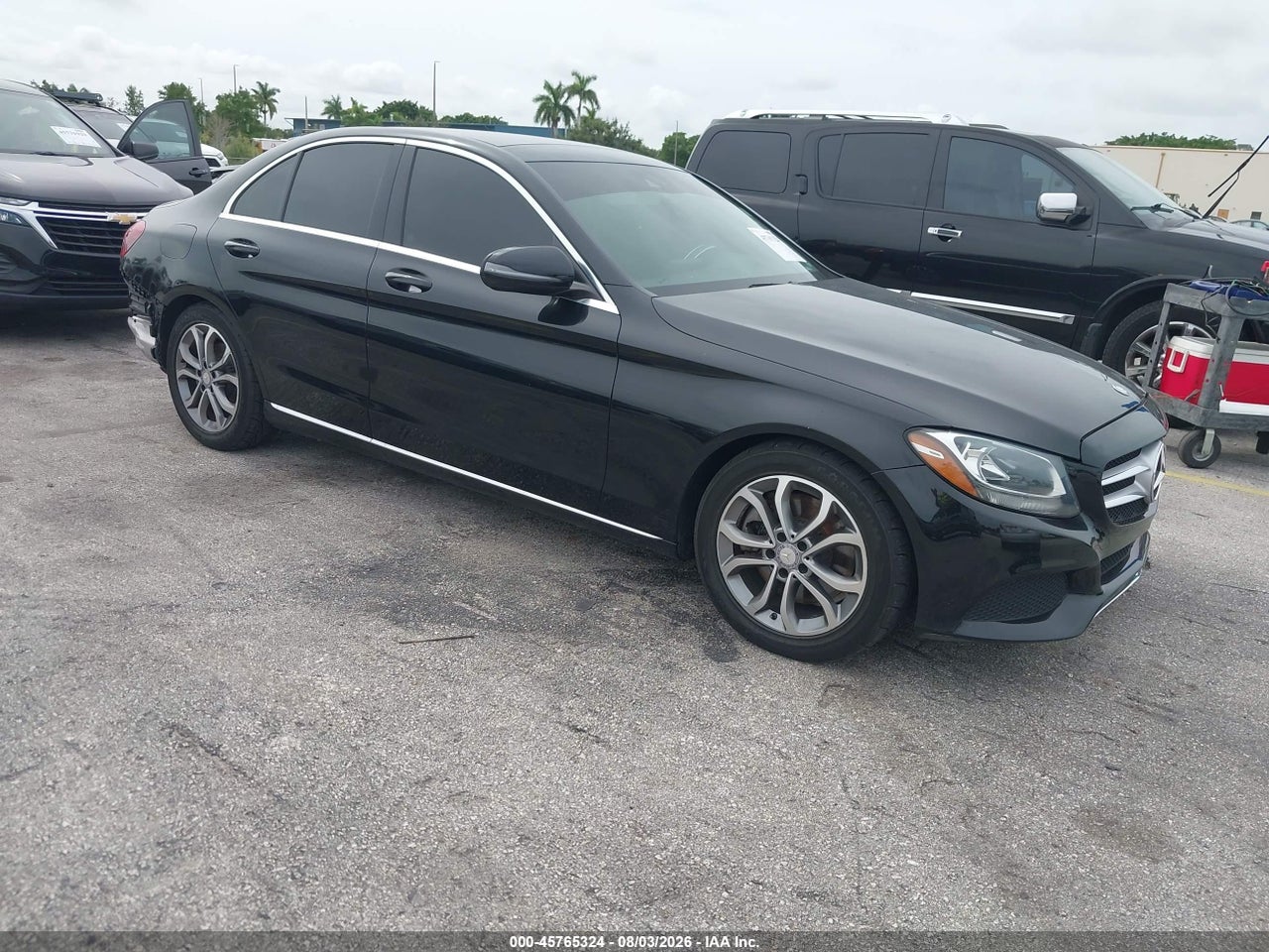 55SWF4JBXHU****** · 2017 MERCEDES-BENZ C 300