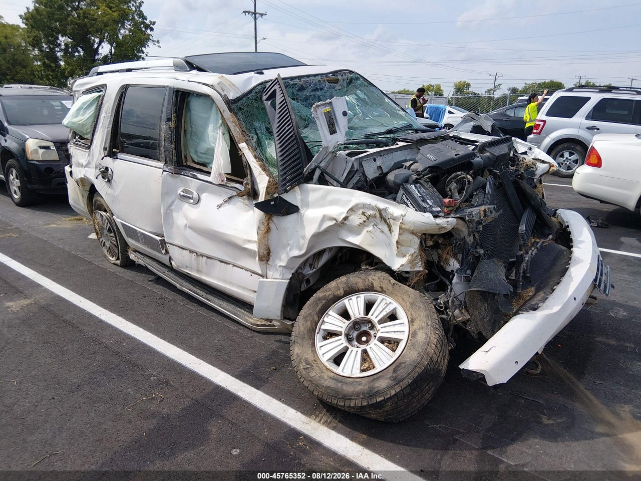 5LMFU28589E****** · 2009 LINCOLN NAVIGATOR