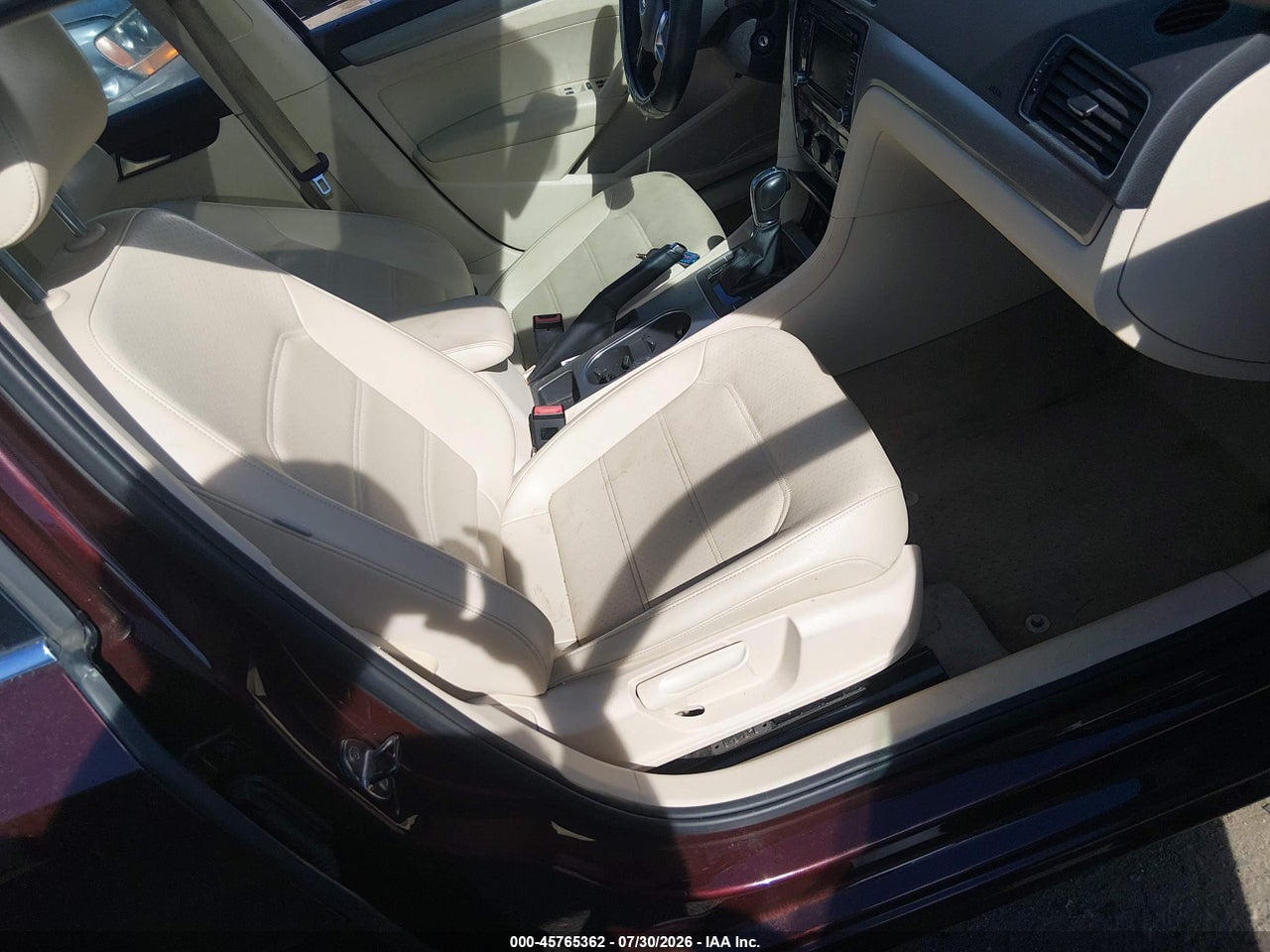 2014 VOLKSWAGEN PASSAT 2.0L TDI SE · 5/11