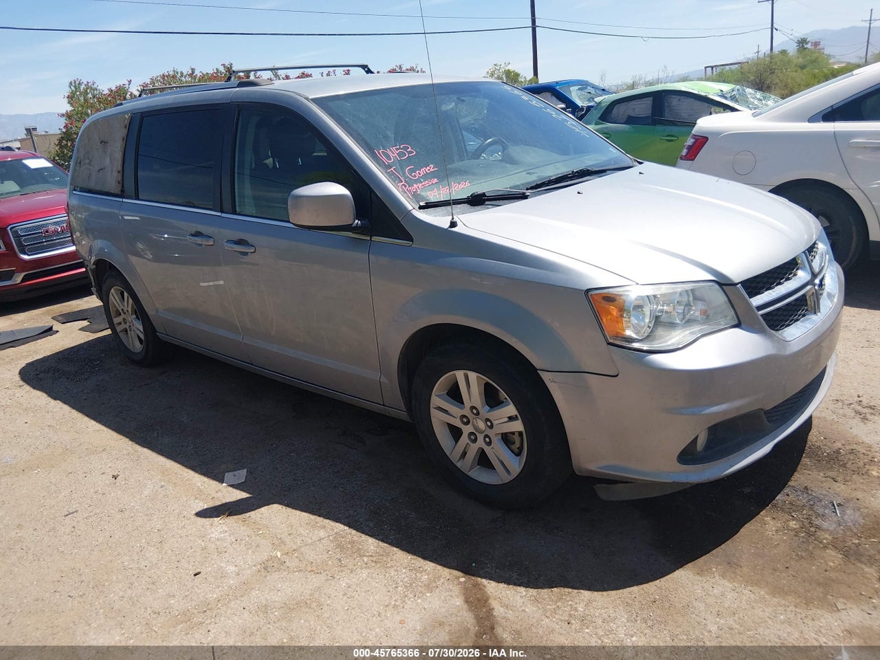 2C4RDGCG3JR****** · 2018 DODGE GRAND CARAVAN SXT