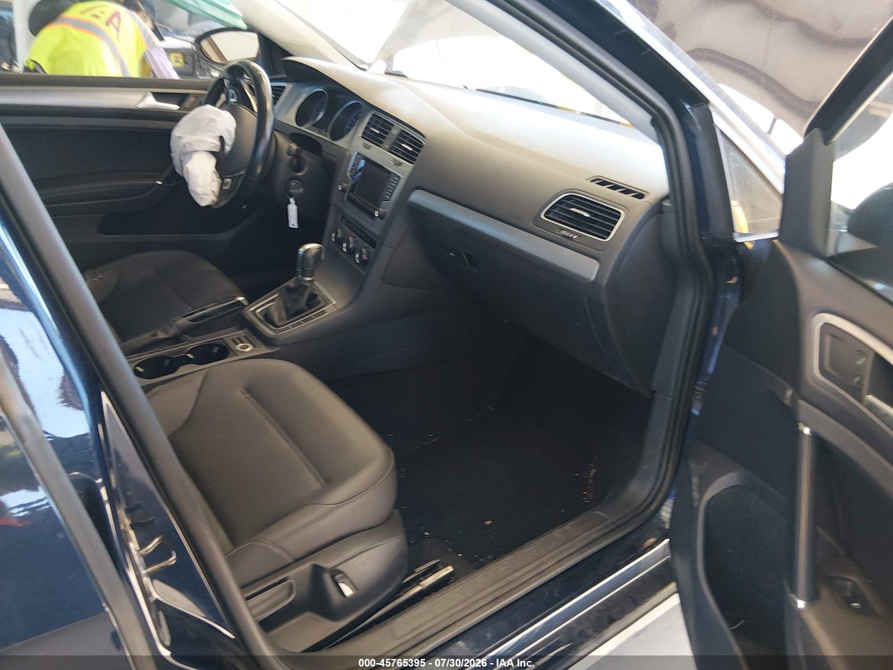 2015 VOLKSWAGEN GOLF TSI S 4-DOOR · 5/11