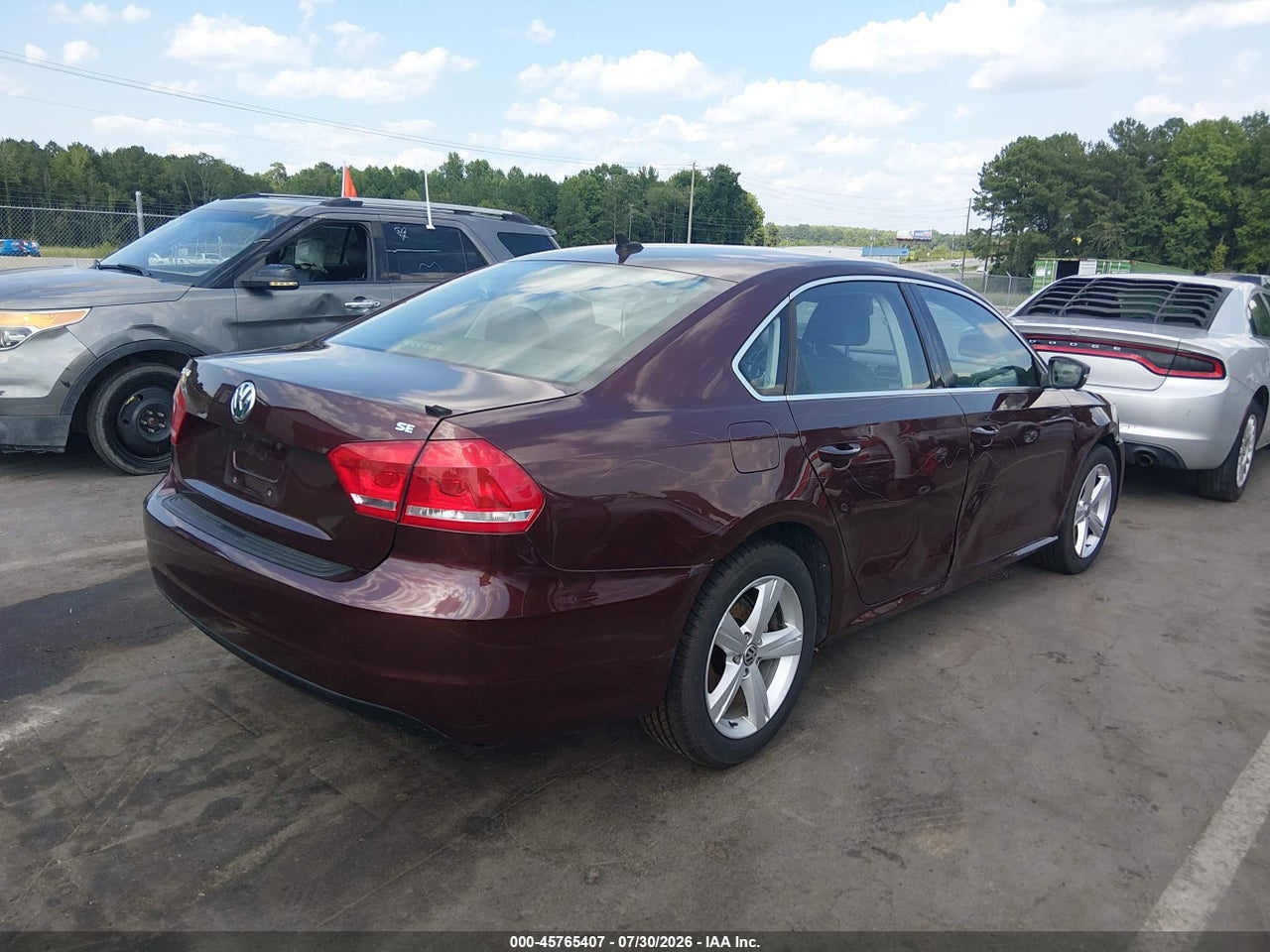 2012 VOLKSWAGEN PASSAT 2.5L SE · 4/11