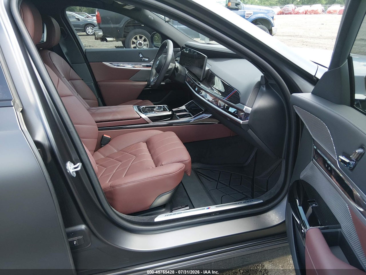 WBY43EJ0XSC****** · 2025 BMW I7 EDRIVE50 · 5/11