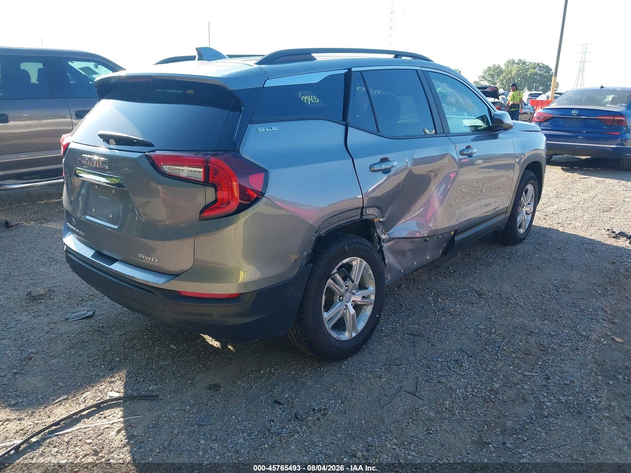 2024 GMC TERRAIN AWD SLE · 4/11