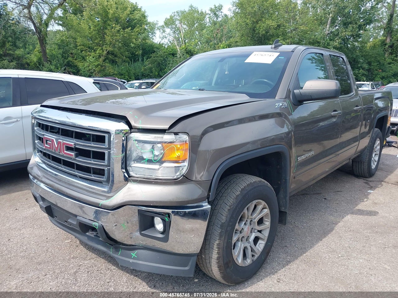 2015 GMC SIERRA 1500 SLE · 2/11