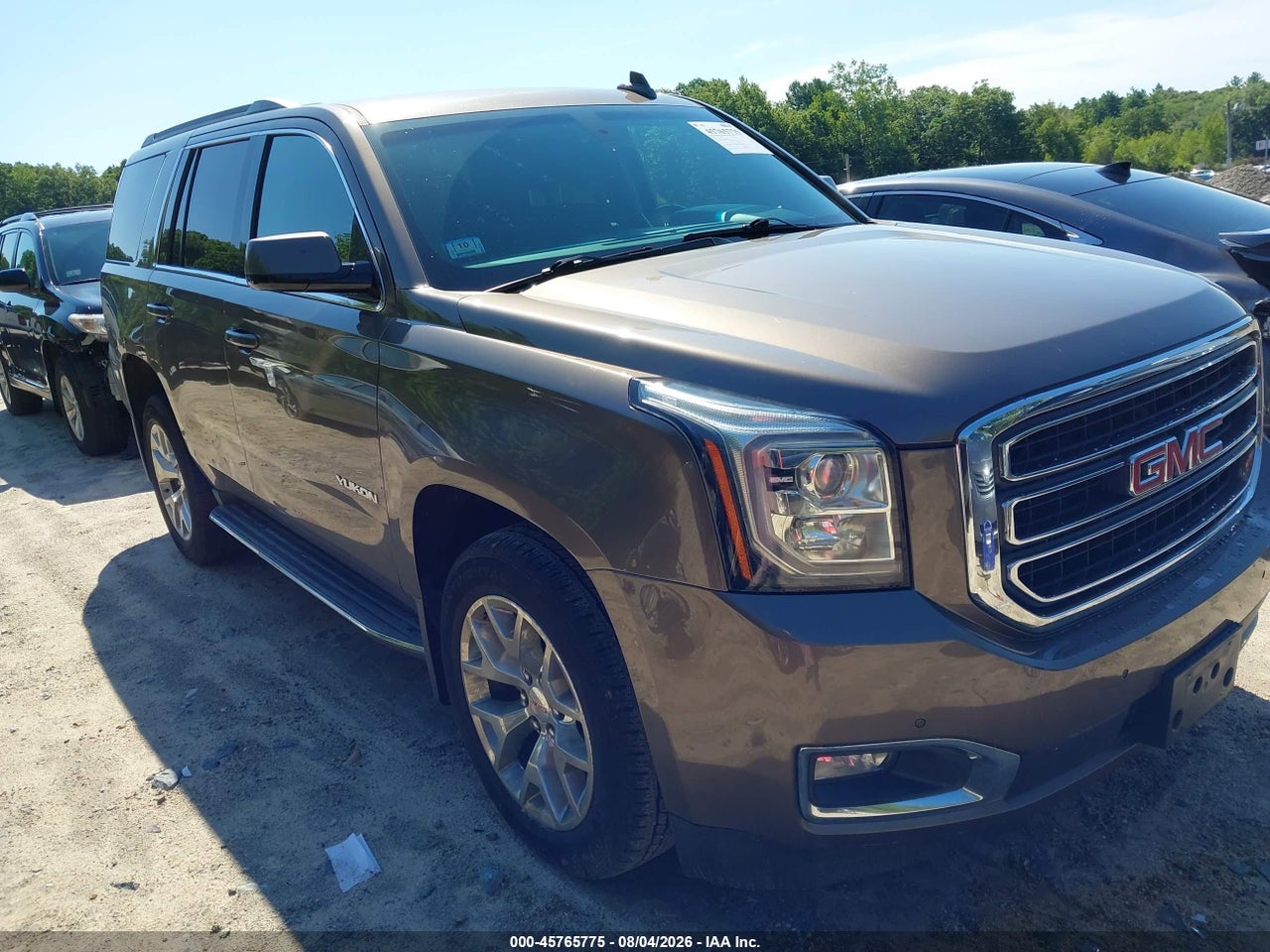 1GKS2AKC0GR****** · 2016 GMC YUKON SLE