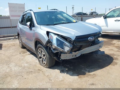 2022 SUBARU FORESTER PREMIUM