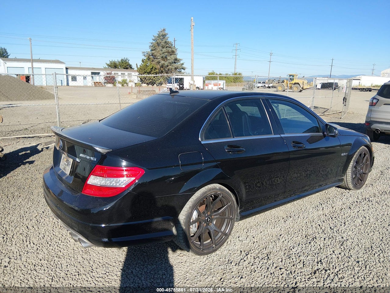 2010 MERCEDES-BENZ C 63 AMG · 4/11