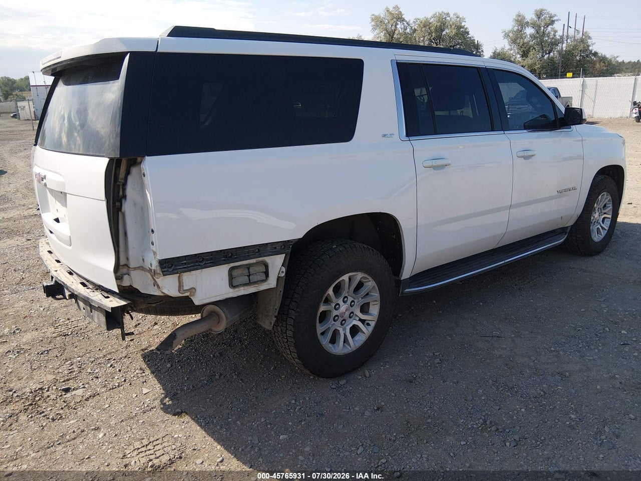 2019 GMC YUKON XL SLT · 4/11