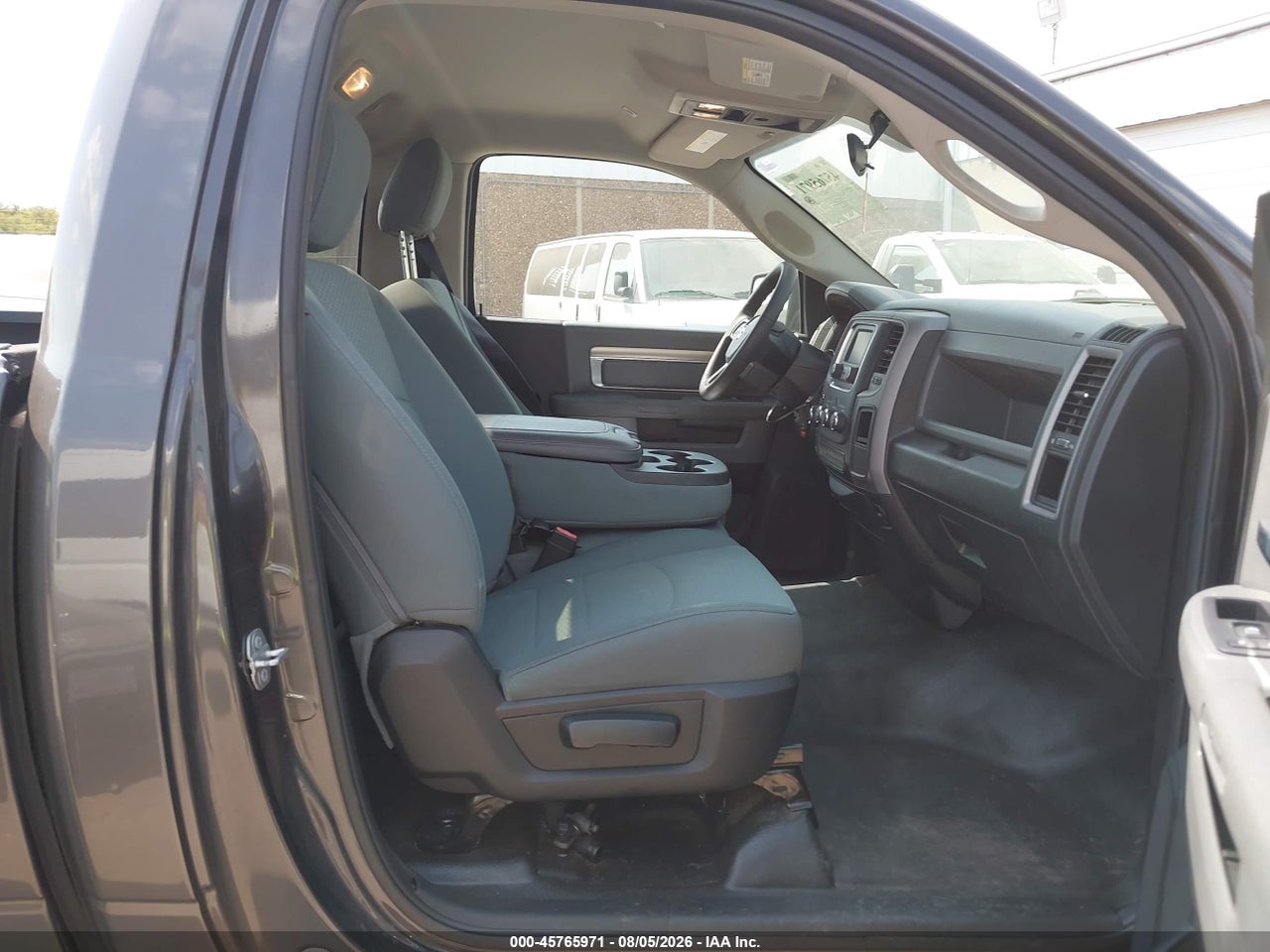 2018 RAM 1500 TRADESMAN  4X2 8' BOX · 5/11