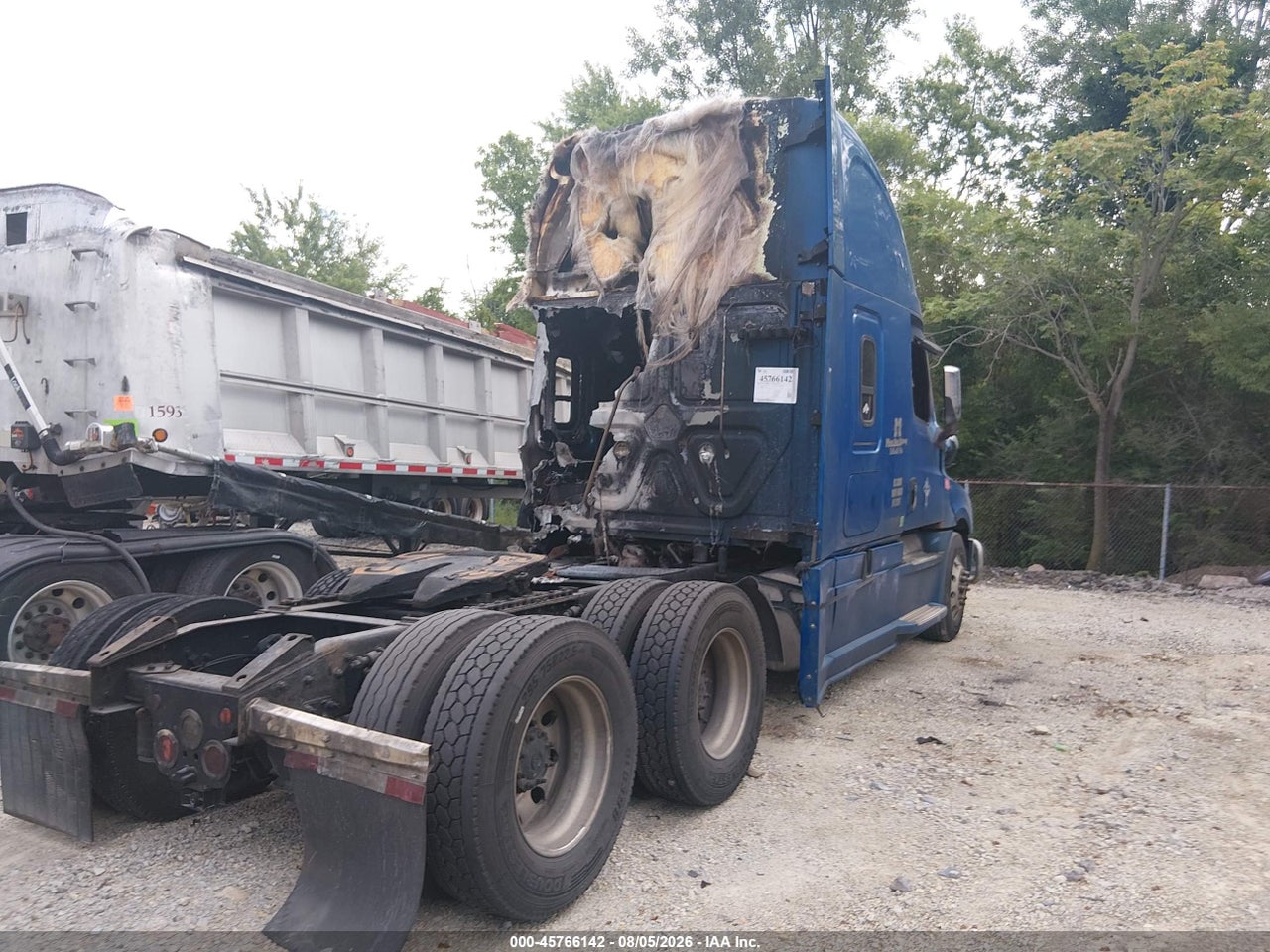 2018 FREIGHTLINER NEW CASCADIA 126 · 4/11