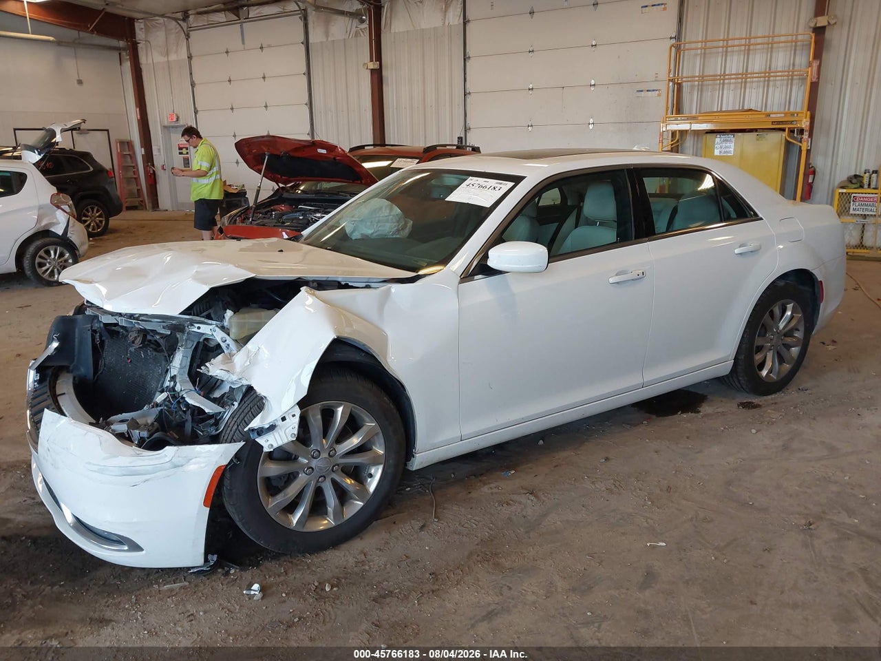 2018 CHRYSLER 300 TOURING L AWD · 2/11