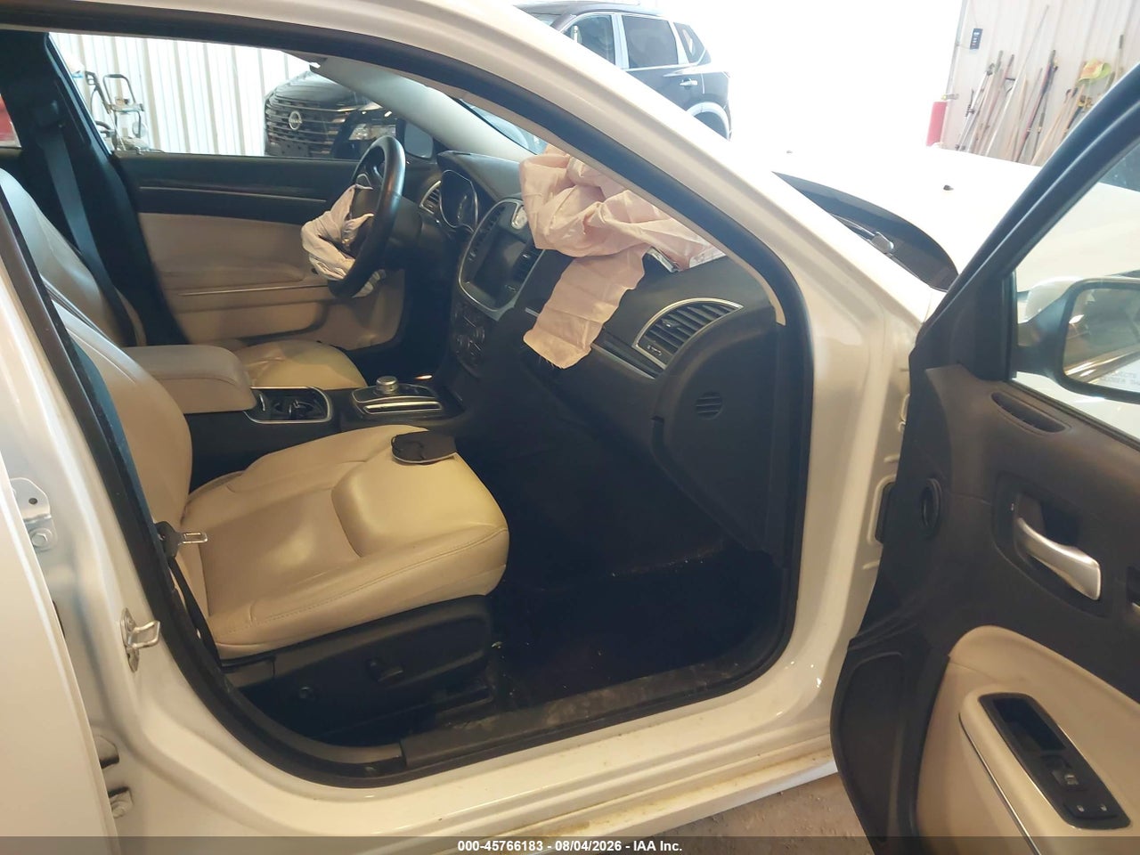 2018 CHRYSLER 300 TOURING L AWD · 5/11