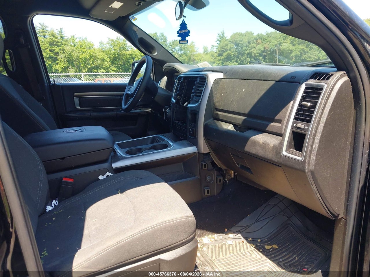 2023 RAM 1500 CLASSIC WARLOCK  4X4 6'4 BOX · 5/11