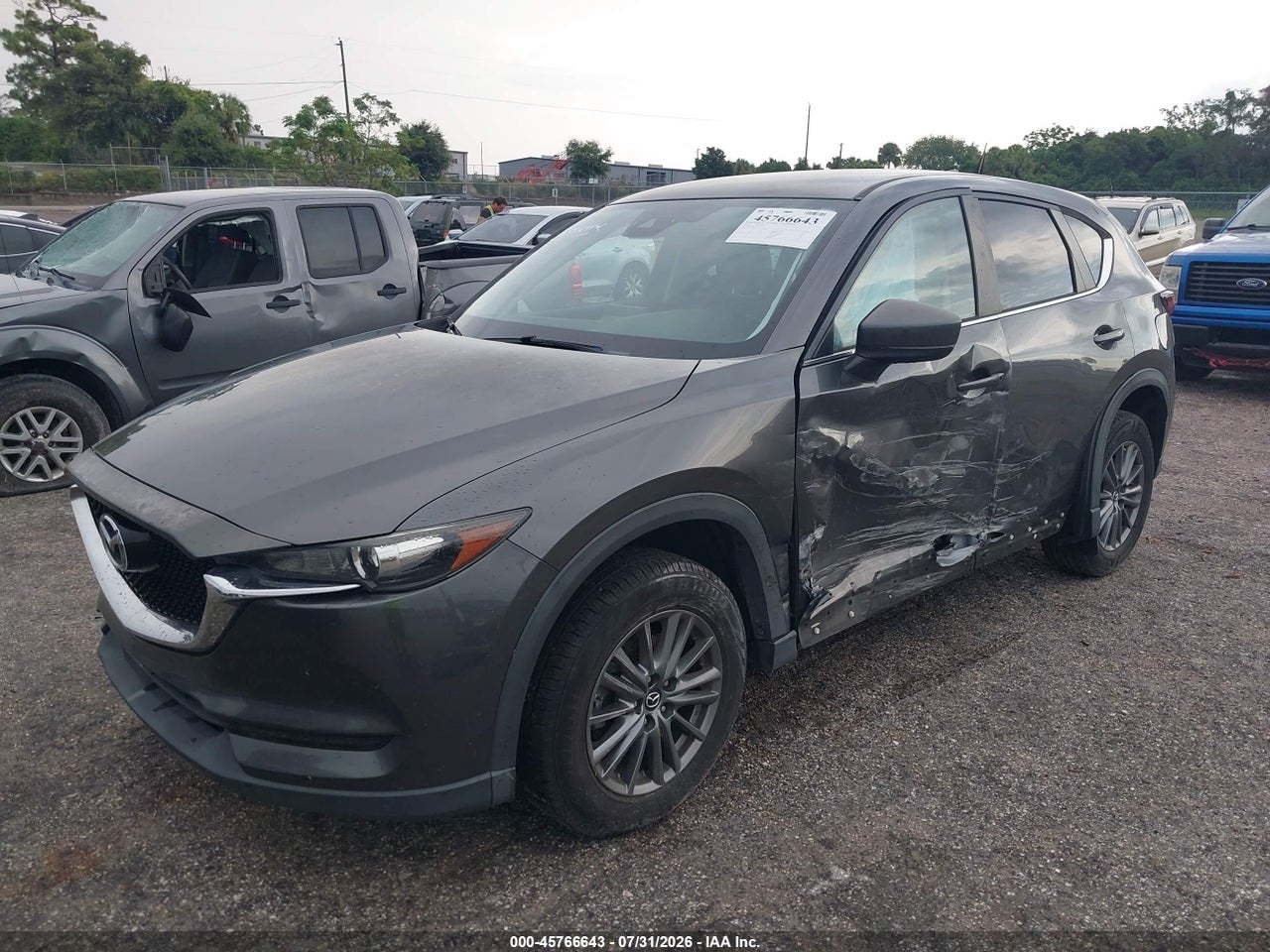 2017 MAZDA CX-5 TOURING · 2/11