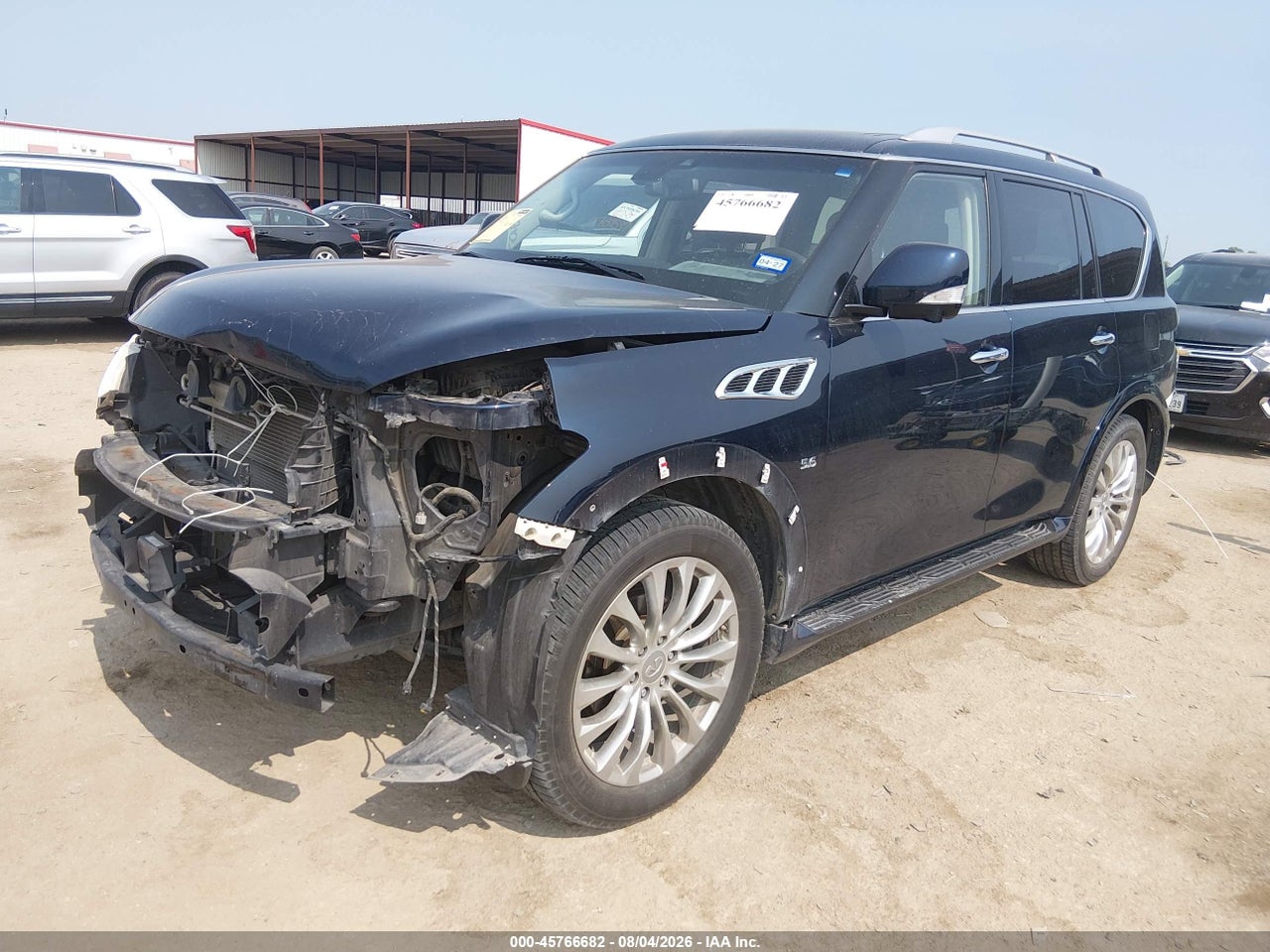 2017 INFINITI QX80 · 2/11