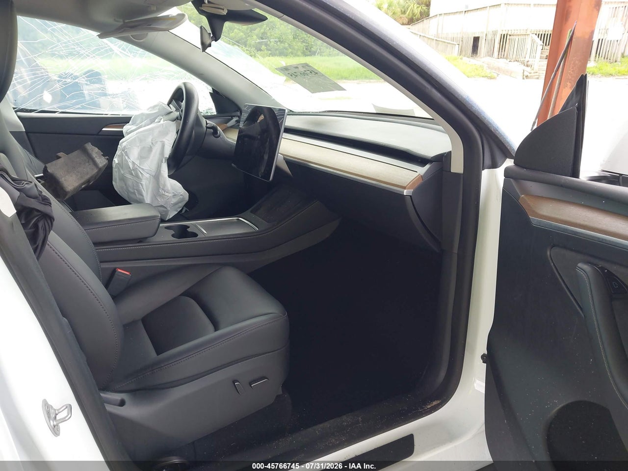 2023 TESLA MODEL Y AWD/LONG RANGE DUAL MOTOR ALL-WHEEL DRIVE · 5/9
