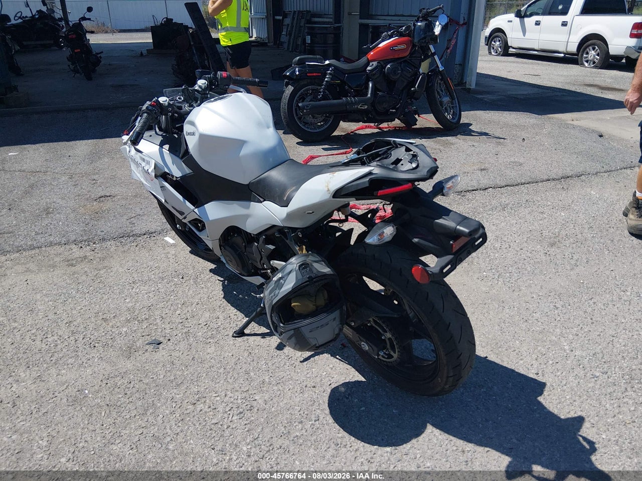 2025 KAWASAKI EX500 H · 3/11
