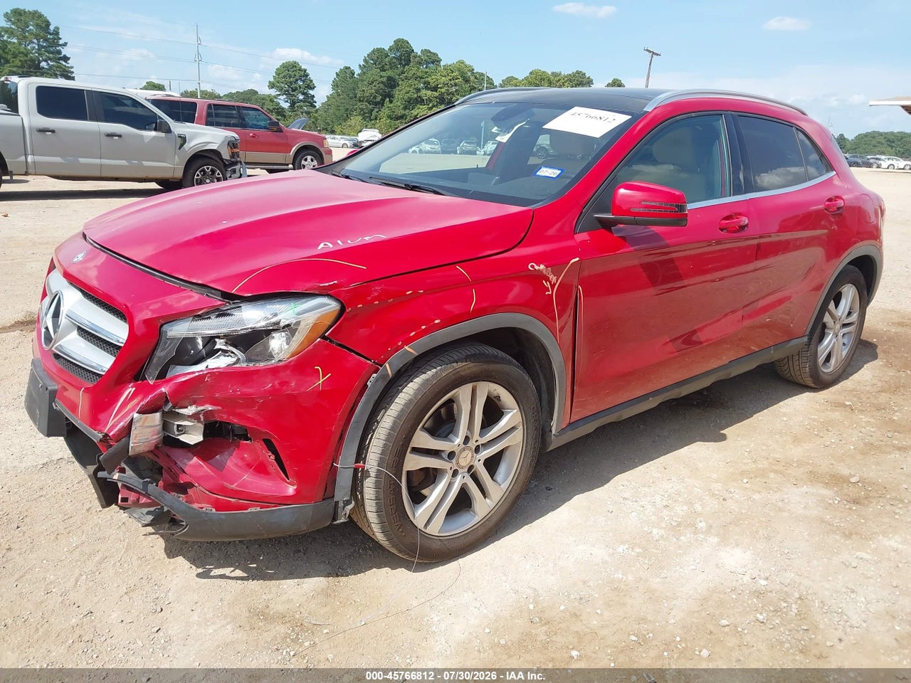 2015 MERCEDES-BENZ GLA 250   · 2/11