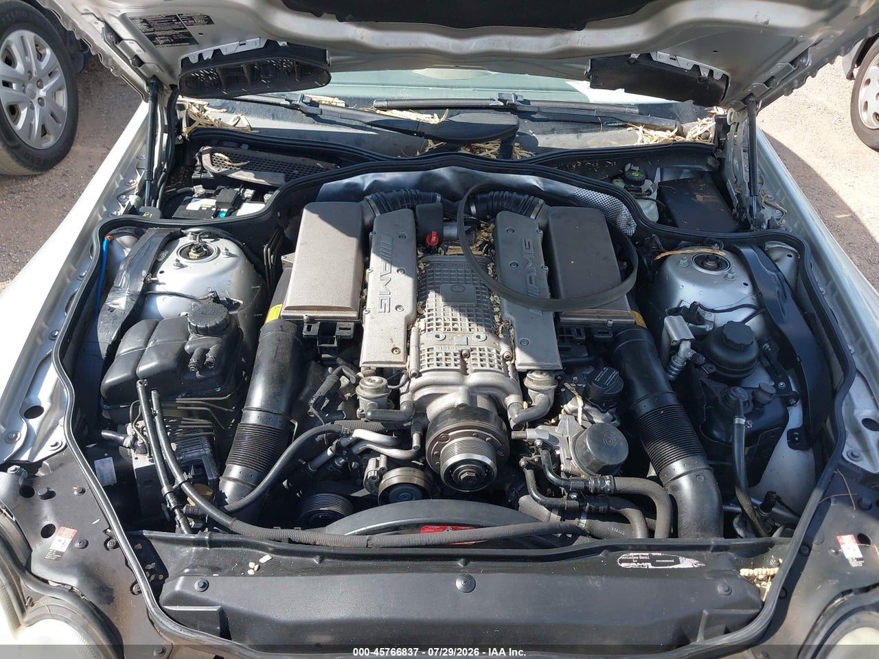 WDBSK74F54F****** · 2004 MERCEDES-BENZ SL 55 AMG   · 10/11