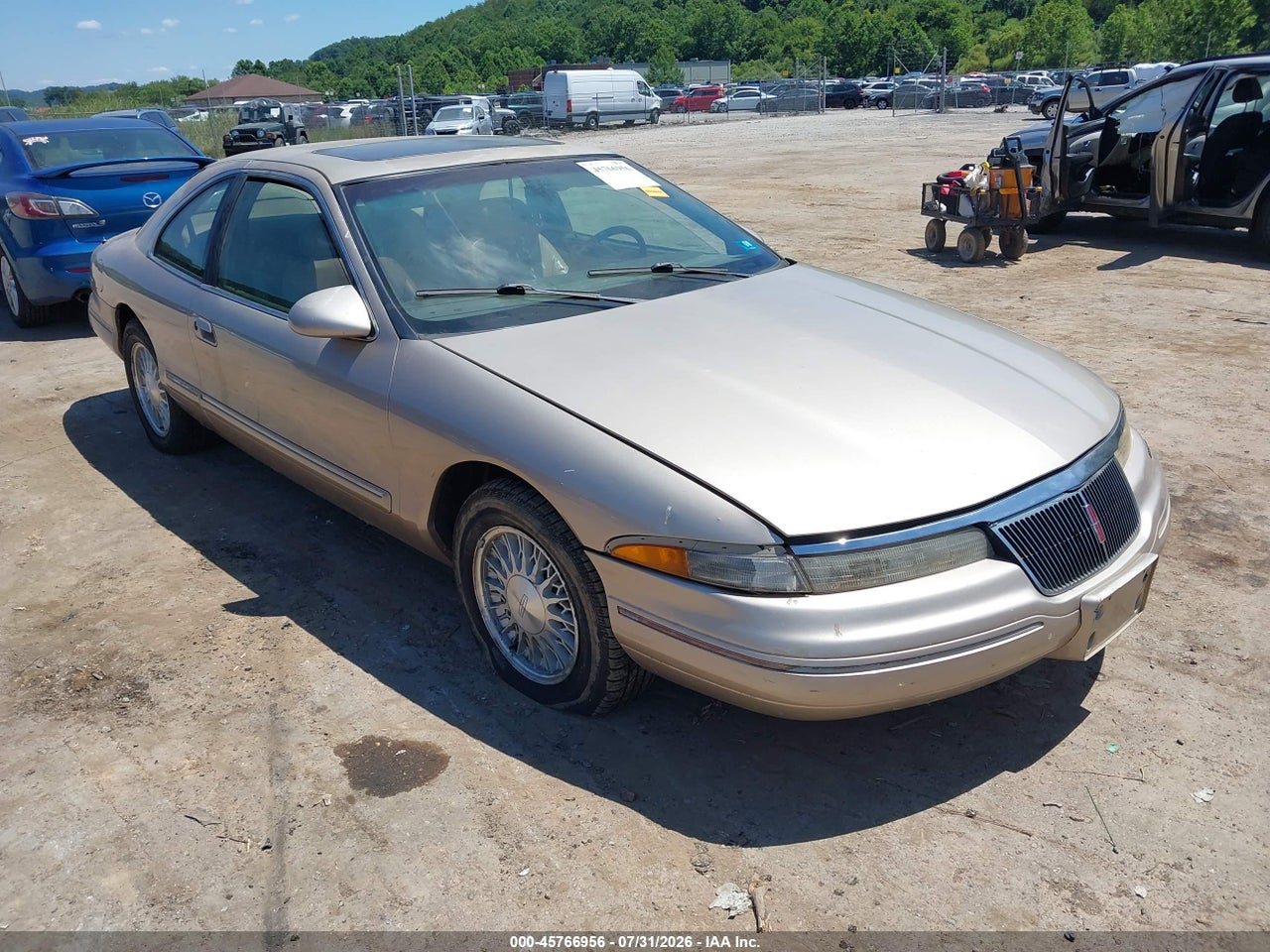 1LNLM91V4PY****** · 1993 LINCOLN MARK VIII