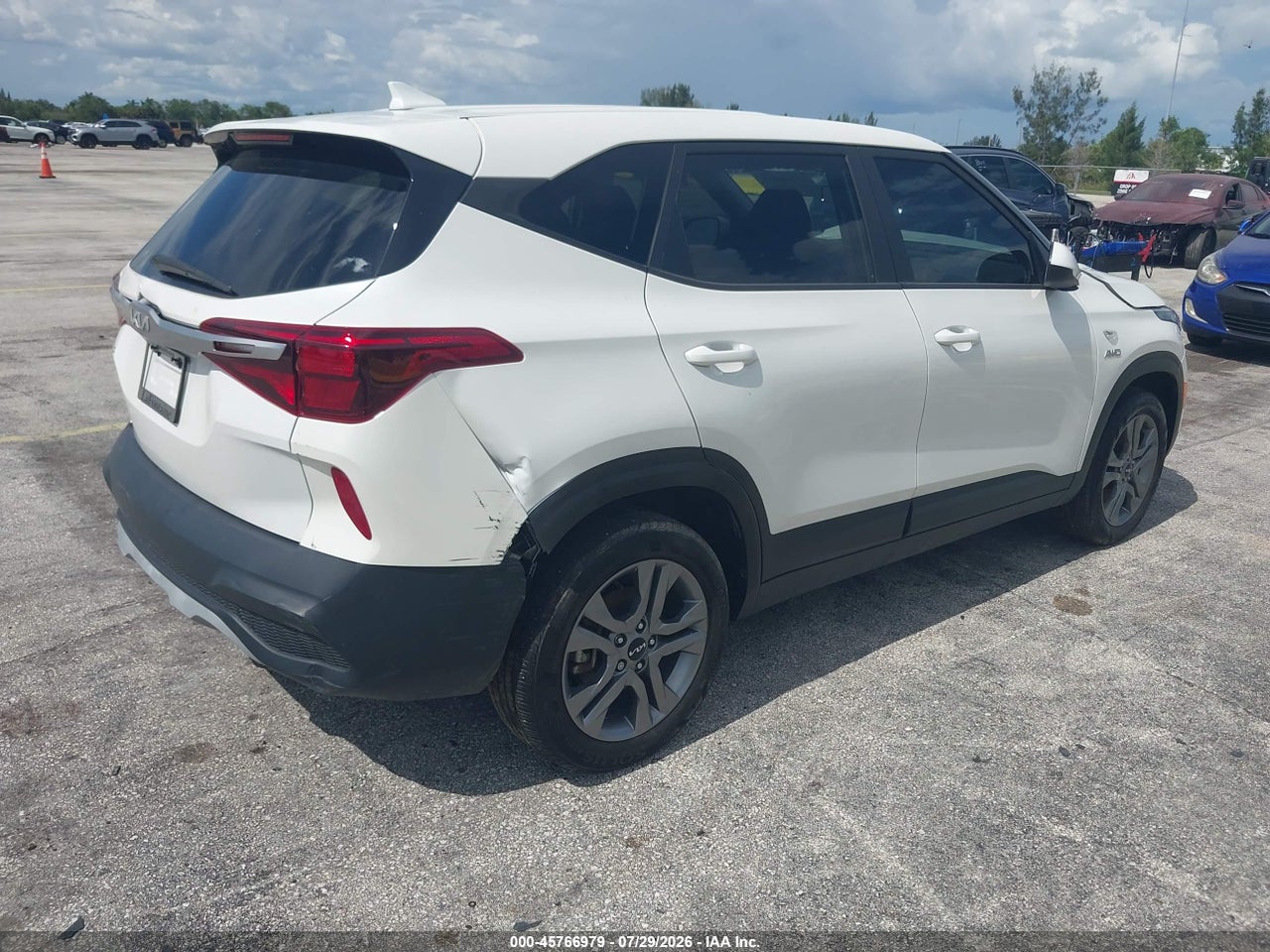 KNDEPCAA0P7****** · 2023 KIA SELTOS LX · 4/11