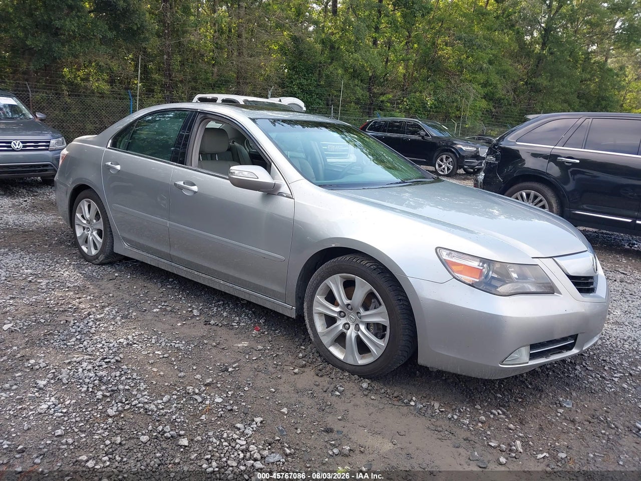 JH4KB2F68AC****** · 2010 ACURA RL 3.7