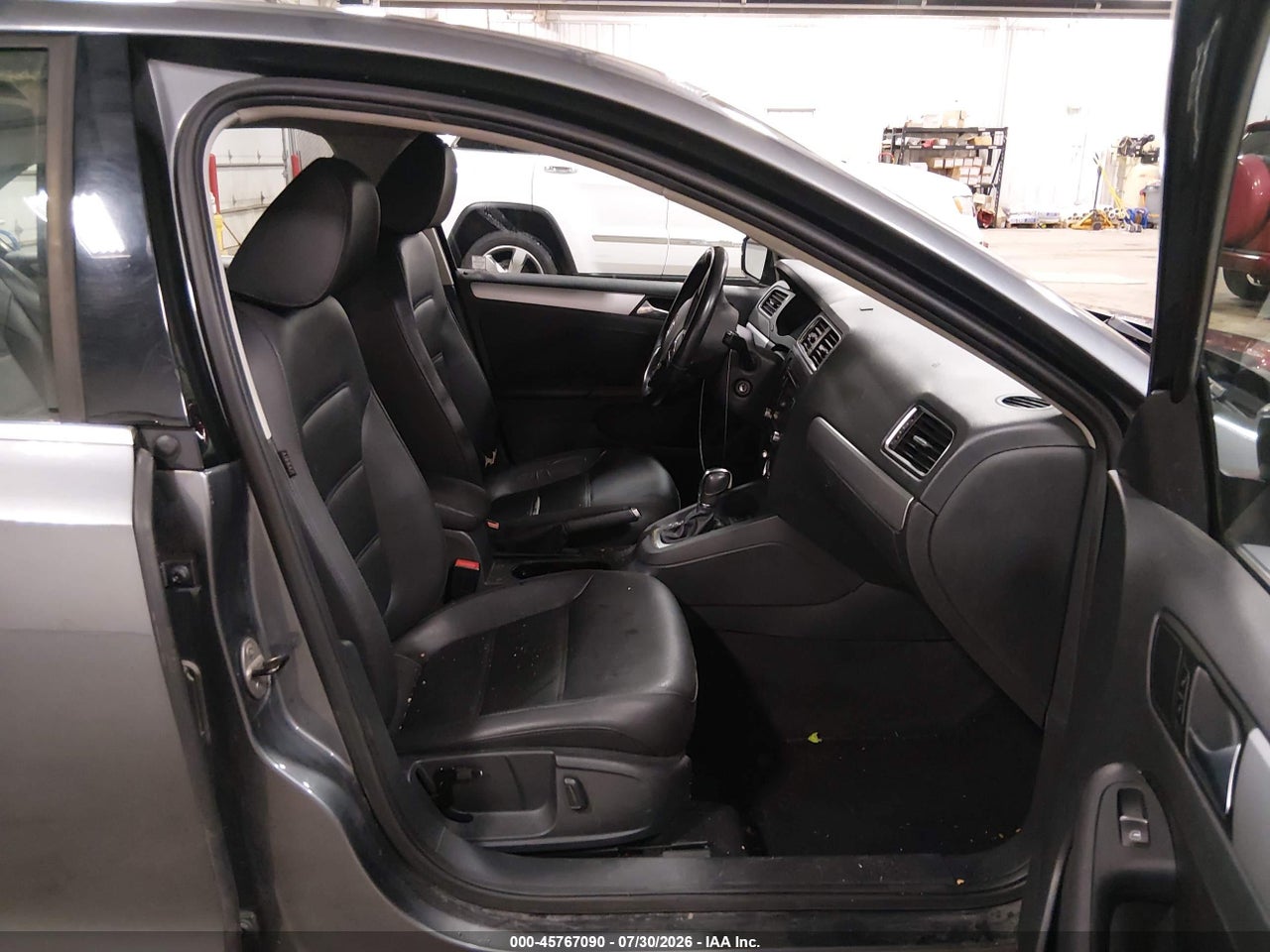 2013 VOLKSWAGEN JETTA 2.5L SE · 5/11
