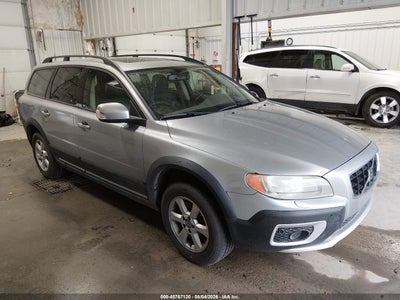 YV4BZ982X81****** · 2008 VOLVO XC70 3.2