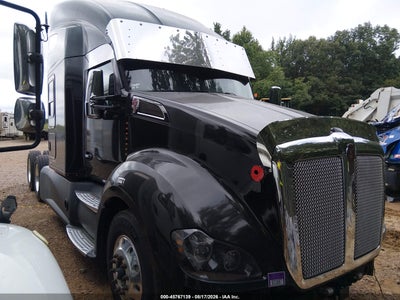 1XKYD49XXKJ****** · 2019 KENWORTH T680