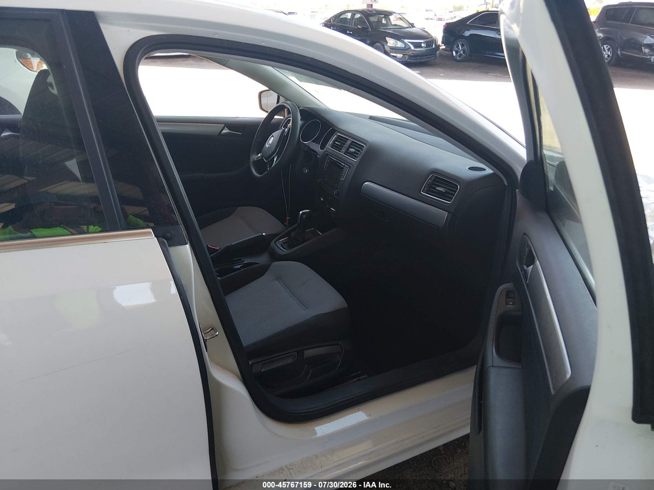 2017 VOLKSWAGEN JETTA 1.4T S · 5/11