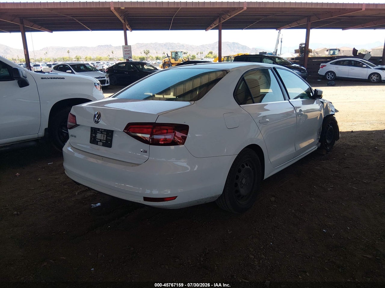 2017 VOLKSWAGEN JETTA 1.4T S · 4/11