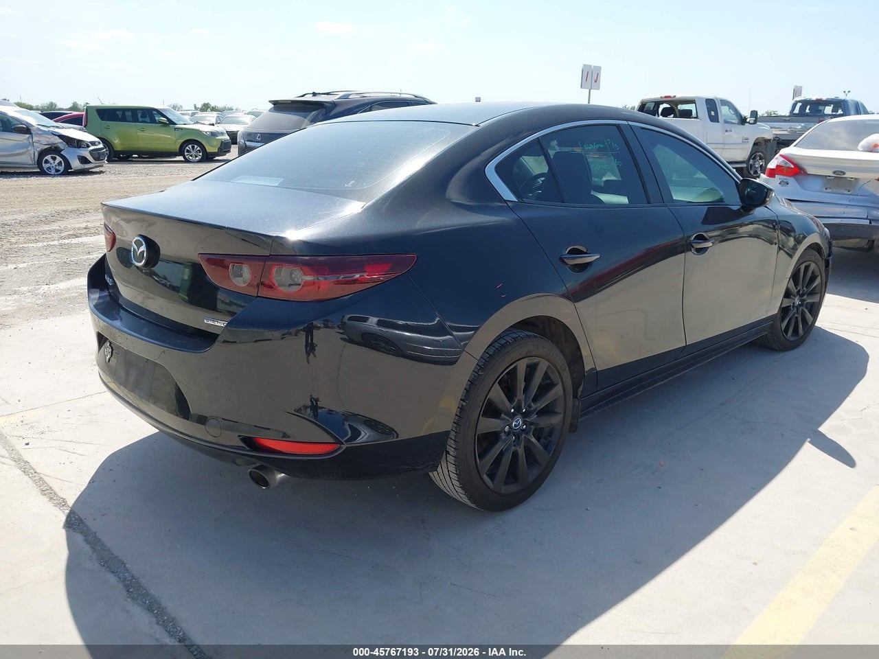 2021 MAZDA MAZDA3 PREFERRED · 4/11