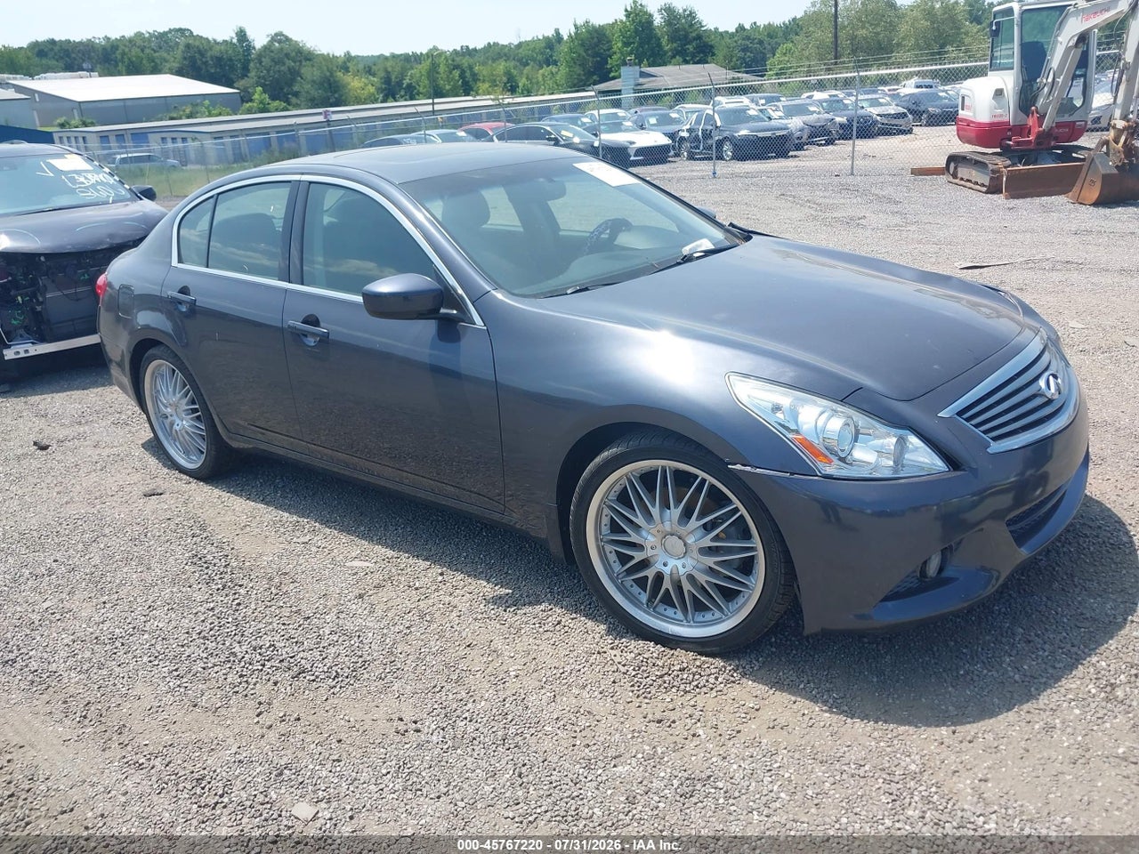 JN1CV6AP4AM****** · 2010 INFINITI G37 JOURNEY