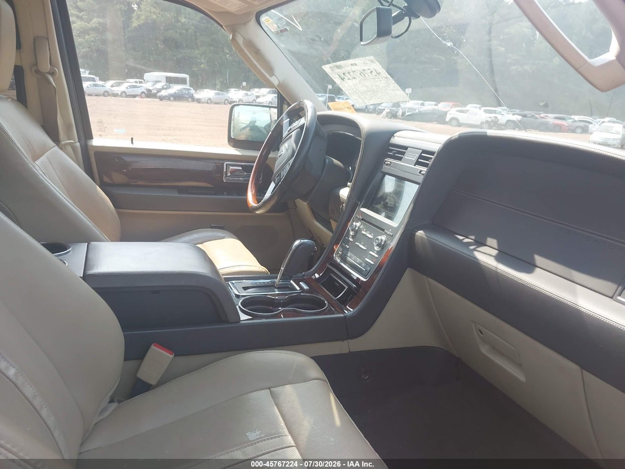 2016 LINCOLN NAVIGATOR RESERVE · 5/10