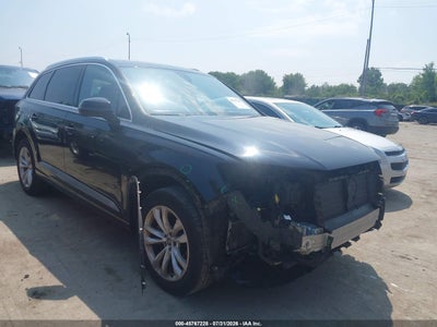 WA1LAAF75HD****** · 2017 AUDI Q7 3.0T PREMIUM